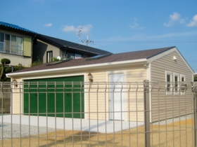 部屋付き ガレージ 木造