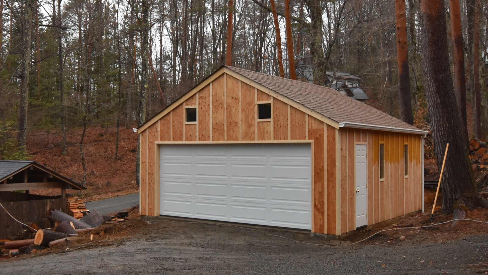 ガレージ車庫建築30年の老舗 株式会社イープラン