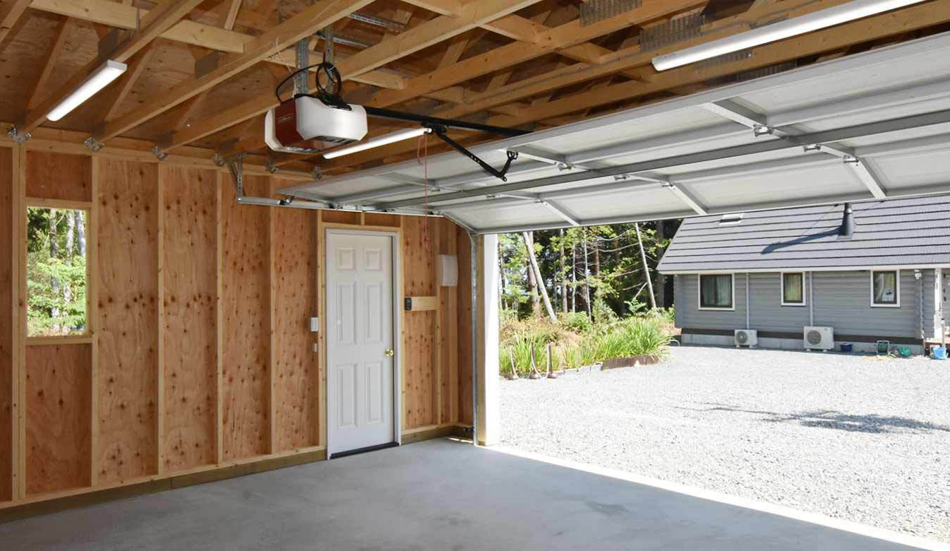 木造ガレージ・車庫・物置・小屋・倉庫