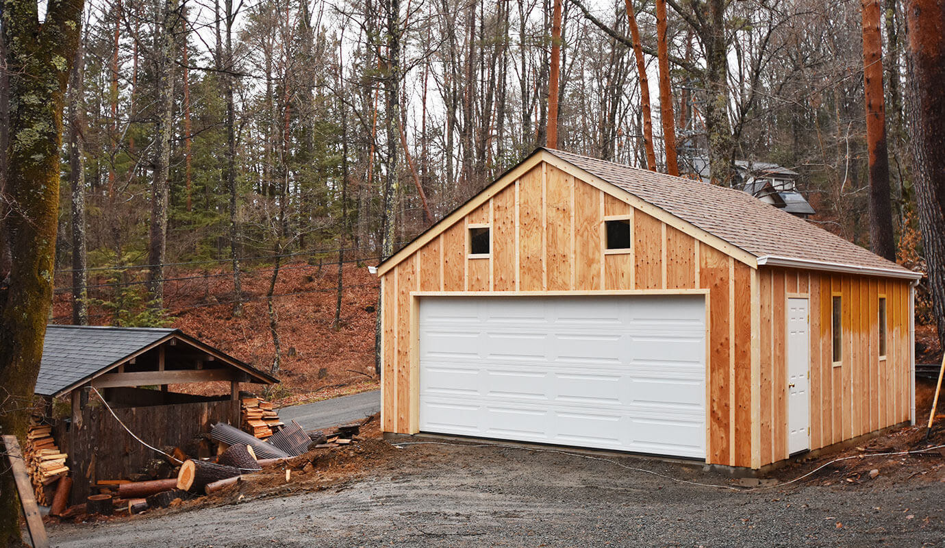 木の質感を生かしたガレージG-BB