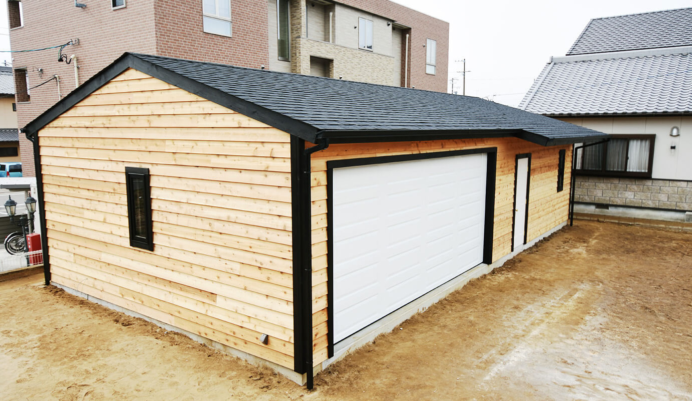 木の質感を生かしたガレージG-BB