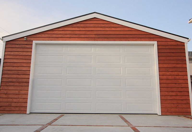 木の質感を生かした木造ガレージG-BB写真