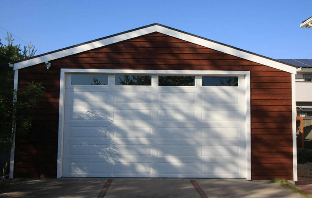 経年変化も楽しめる木造ガレージg Cedar 国際規格の木造建築 ガレージ 車庫 物置 倉庫 小屋なら株式会社イープラン 経年変化も楽しめる木造ガレージg Cedar 国際規格の木造建築 ガレージ 車庫 物置 倉庫 小屋なら株式会社イープラン